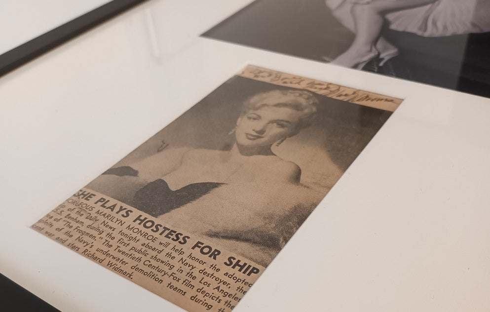 Marilyn Monroe Autographed Newspaper Clipping
