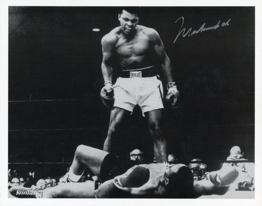 Muhammad Ali signed photograph