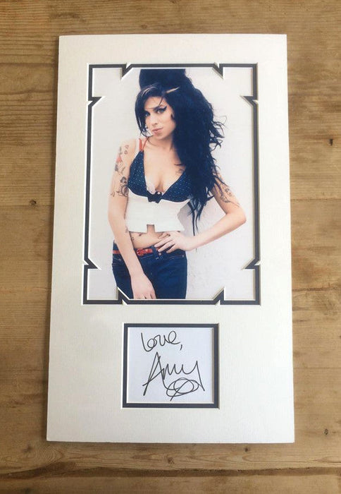 Amy Winehouse autograph