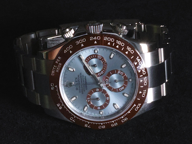 Rolex Platinum Cosmograph Daytona Ref. 116506.