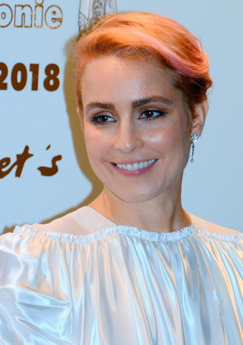 Noomi Rapace Hair Strand