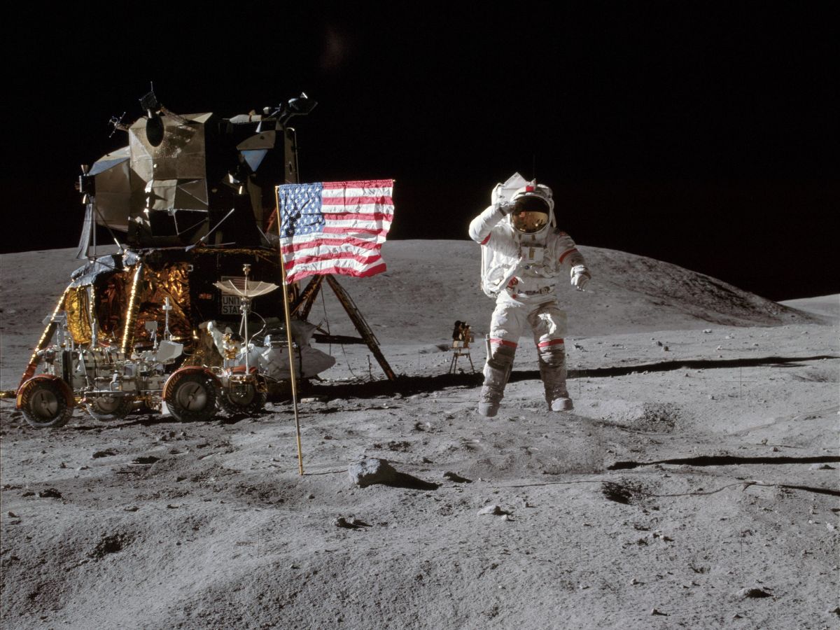 Apollo NASA New Stock