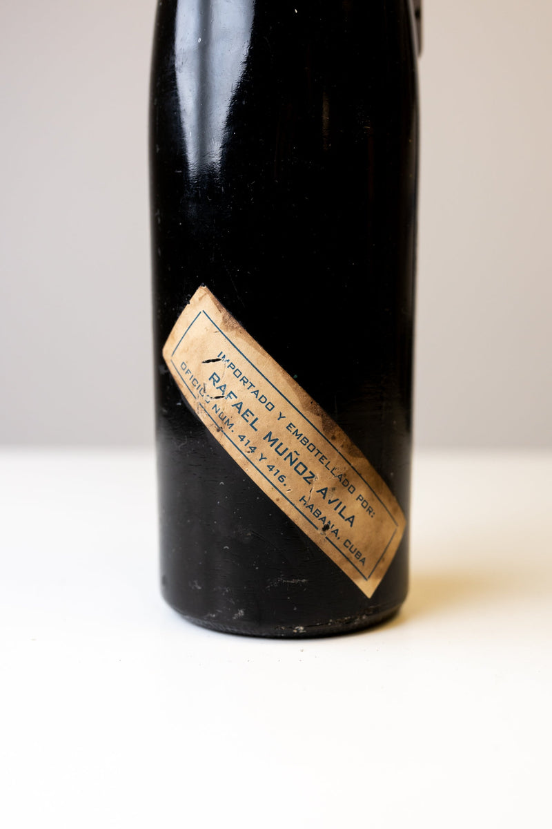 Fidel Castro signed and gifted bottle of wine