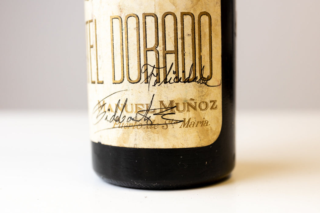 Fidel Castro signed and gifted bottle of wine