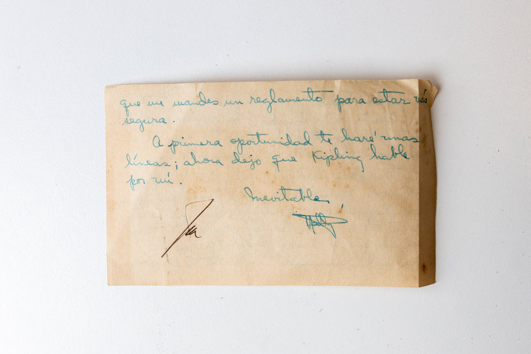 Fidel Castro’s secret message cigar box with hidden doors, used by Castro to organise the Cuban revolution while in prison. Unknown until now.