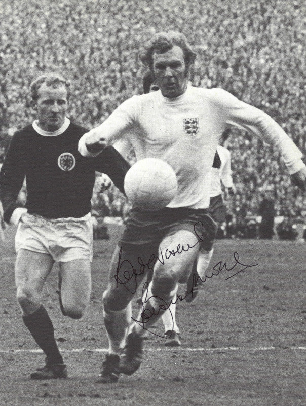 England 1966 World Cup squad signed photos