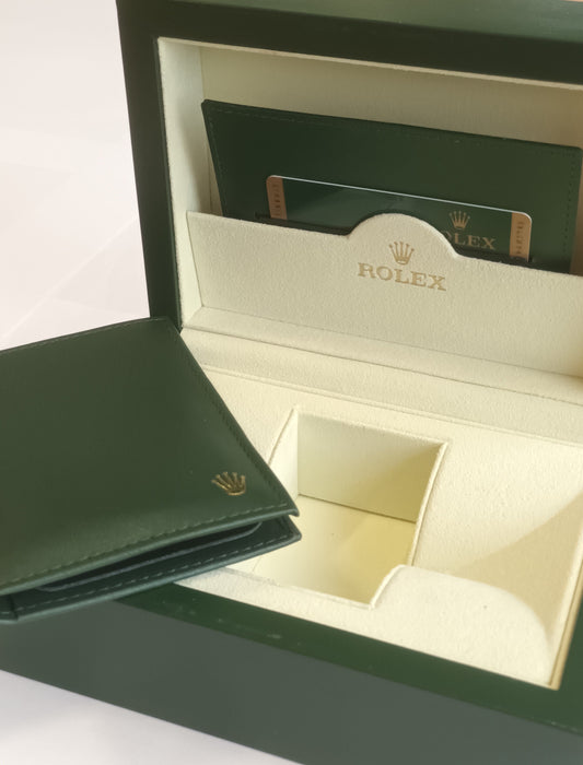 Rolex Sea-Dweller 4000 wristwatch - ref 16600