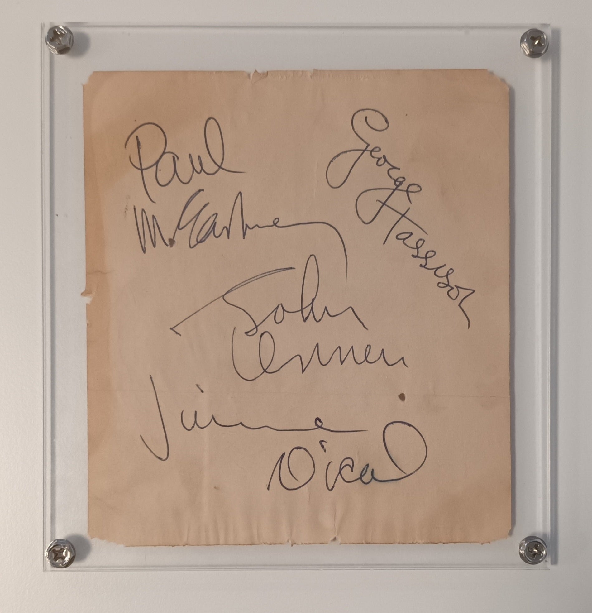 Autographs — JustCollecting