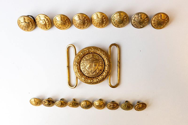 Fidel Castro’s personal uniform buttons and belt buckle