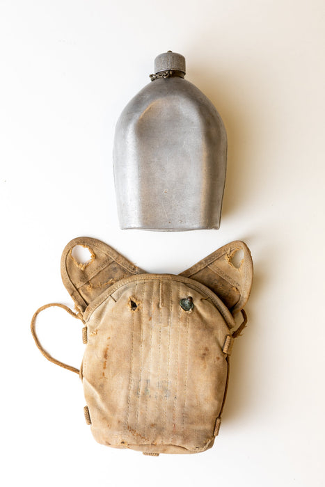 Che Guevara’s personal signed military water bottle