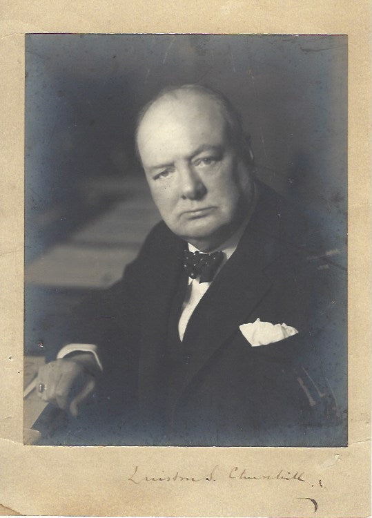 Winston Churchill WWII signed photograph