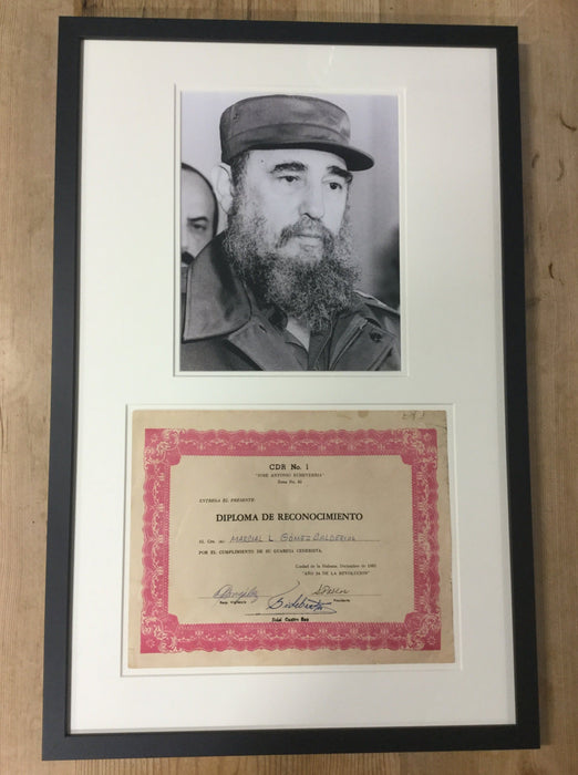 Fidel Castro signed certificate of recognition