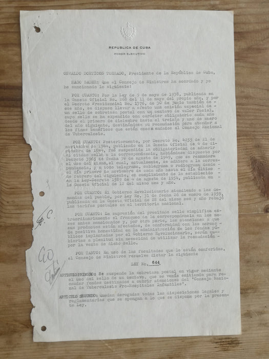Fidel Castro Signed Document 
