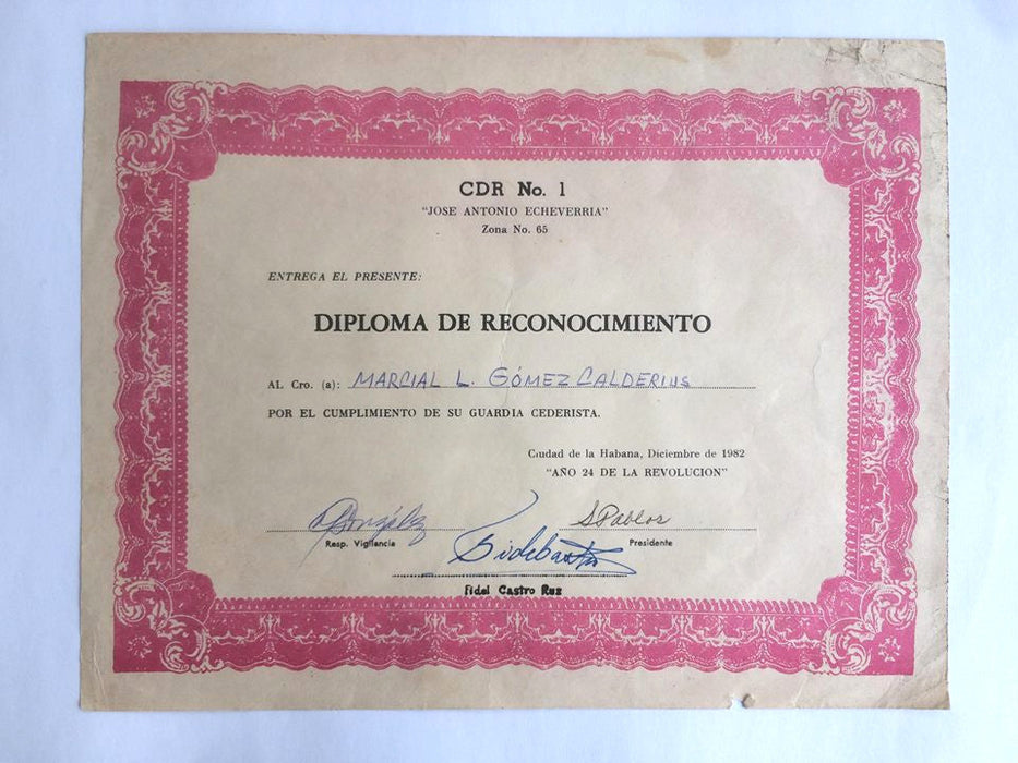 Fidel Castro Signed Certificate 