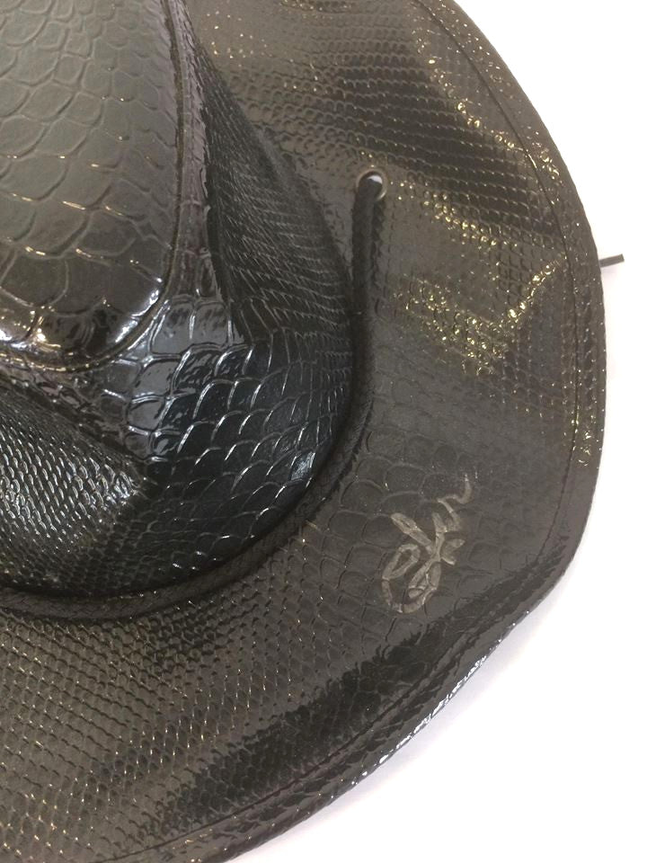 Cher signed cowboy hat