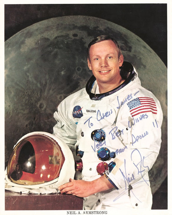 12 Apollo Moonwalker astronauts signed photographs